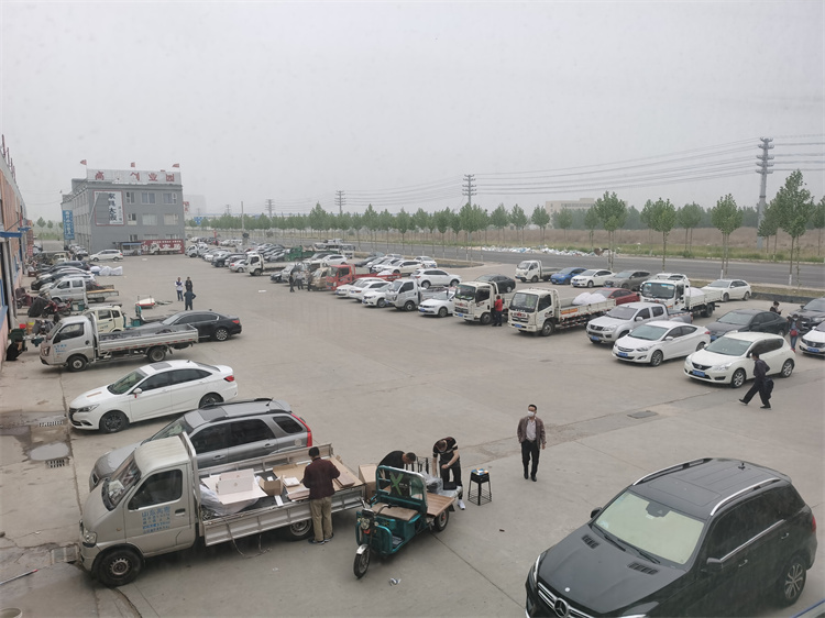 市場實拍